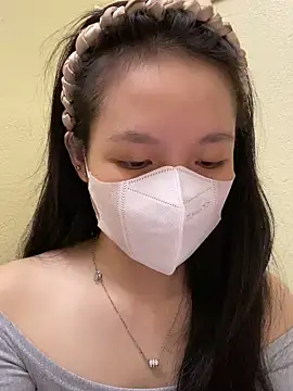 Snapshot of minmin2kk5 chatting on 10-21-25, 02:49 minmin2kk5 online show from 10-21-25, 02:49