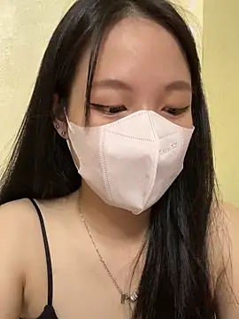 Snapshot of minmin2kk5 chatting on 10-03-25, 03:35 minmin2kk5 online show from 10-03-25, 03:35