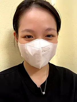 Snapshot of minmin2kk5 chatting on 10-16-25, 02:03 minmin2kk5 online show from 10-16-25, 02:03