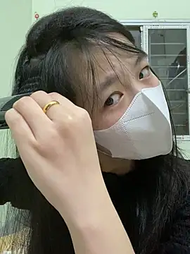 Snapshot of minmin2kk5 chatting on 03-14-25, 12:32 minmin2kk5 online show from 03-14-25, 12:32