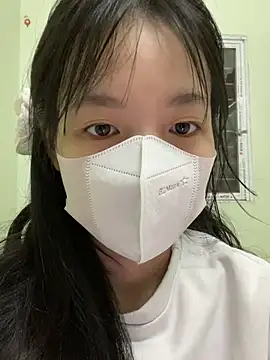 Snapshot of minmin2kk5 chatting on 03-12-25, 12:53 minmin2kk5 online show from 03-12-25, 12:53