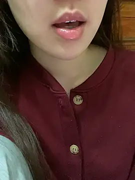 minmin2kk5 online show from 03-11-26, 03:06