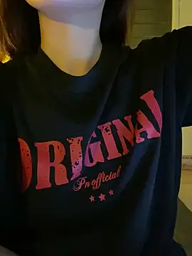 minmin2kk5 online show from 03-28-26, 02:51