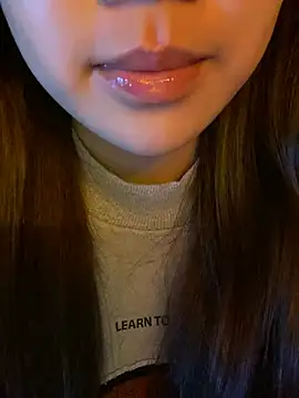 minmin2kk5 online show from 03-05-26, 02:08