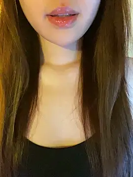 minmin2kk5 online show from 04-26-26, 03:09