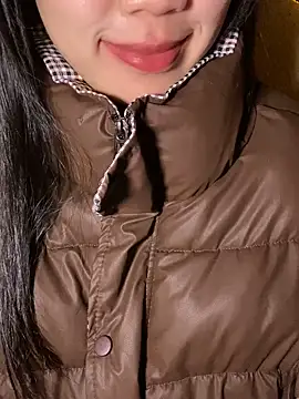 minmin2kk5 online show from 11-20-25, 03:45