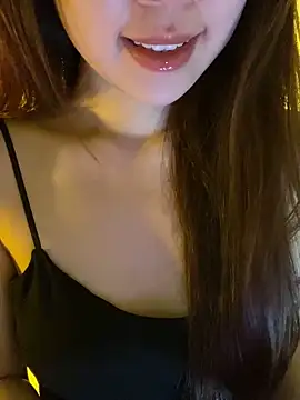 minmin2kk5 online show from 03-25-26, 01:39