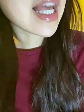 minmin2kk5 online show from 02-14-26, 05:02