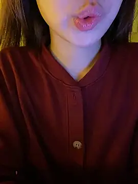 minmin2kk5 online show from 03-12-26, 03:12