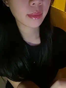 minmin2kk5 online show from 11-03-25, 03:15