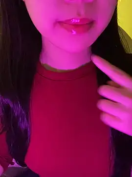 minmin2kk5 online show from 11-05-25, 01:20