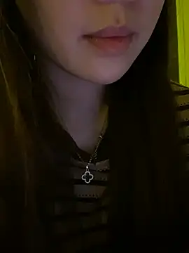 minmin2kk5 online show from 02-23-26, 04:18