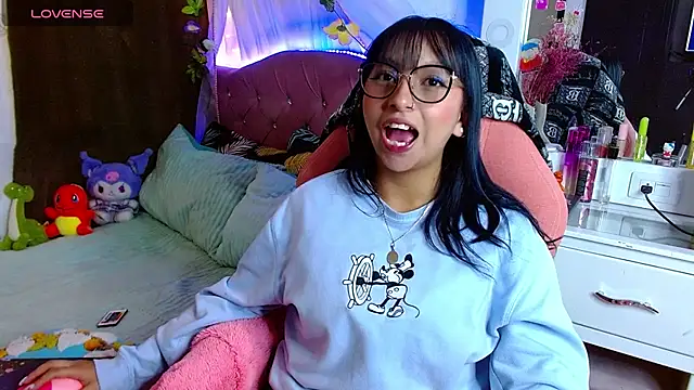 Littlerouse  online show from 02-17-25, 10:49