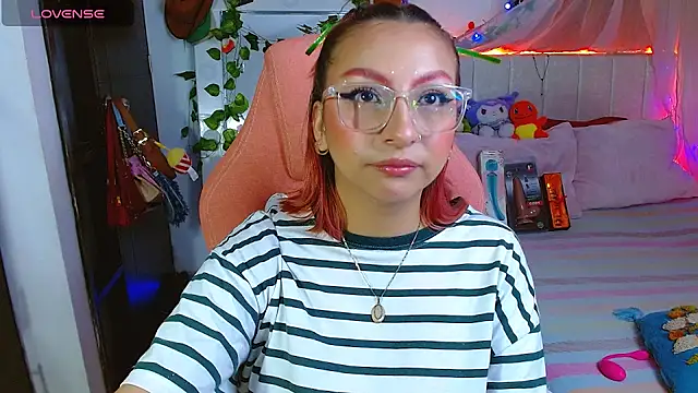 Littlerouse  online show from 03-27-26, 08:37