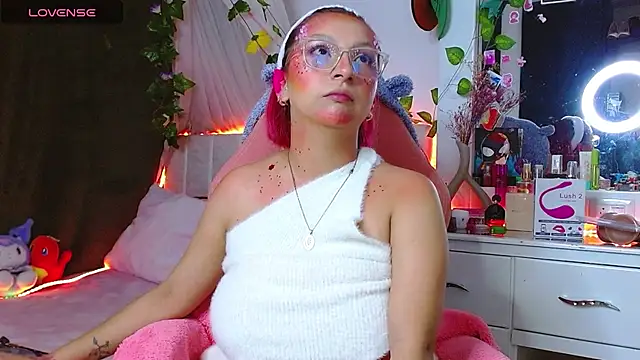 Littlerouse  online show from 11-01-25, 01:12