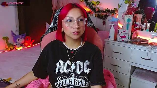 Littlerouse  online show from 01-10-26, 05:14