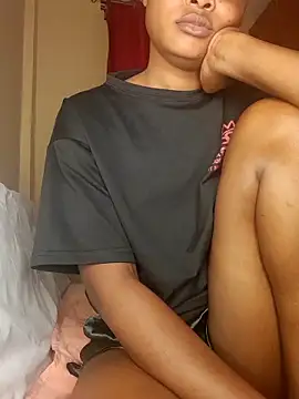 Freya 004 online show from 11-24-25, 12:49