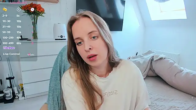 violet blue eyes online show from 04-08-26, 01:34