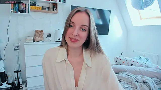 violet blue eyes online show from 05-05-26, 01:25
