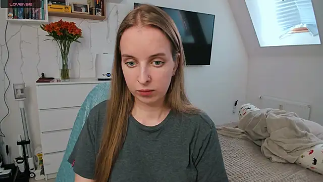 violet blue eyes online show from 04-09-26, 01:17