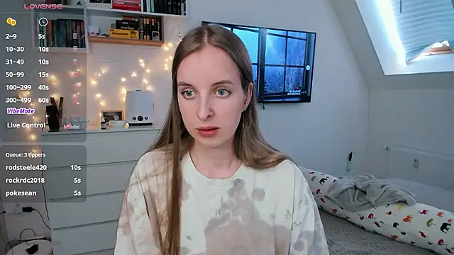 violet blue eyes online show from 03-06-26, 12:44