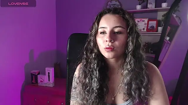 Snapshot of celeste_blue69 chatting on 03-08-25, 02:45 celeste blue69 online show from 03-08-25, 02:45