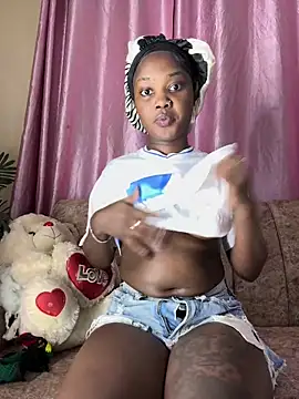 Queen Arnah254 online show from 06-10-26, 06:20