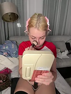 Livewithlucy online show from 02-16-26, 07:18