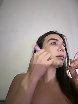 Snapshot of saracaball_ chatting on 11-19-25, 04:12 saracaball online show from 11-19-25, 04:12