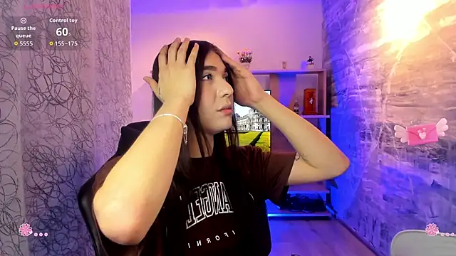 saracaball  online show from 03-06-26, 07:14