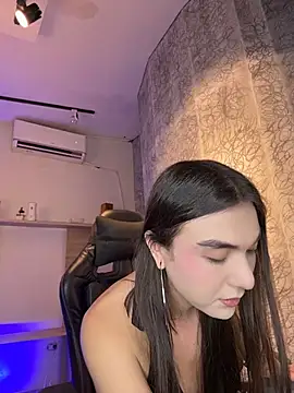 Snapshot of saracaball_ chatting on 07-19-26, 07:06 saracaball online show from 07-19-26, 07:06