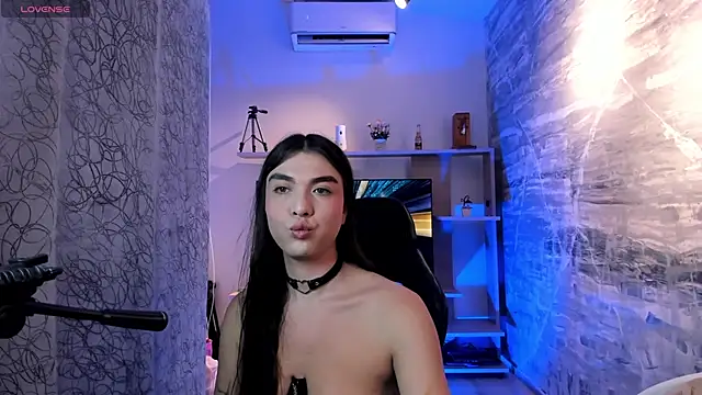 Snapshot of saracaball_ chatting on 02-22-26, 04:59 saracaball online show from 02-22-26, 04:59