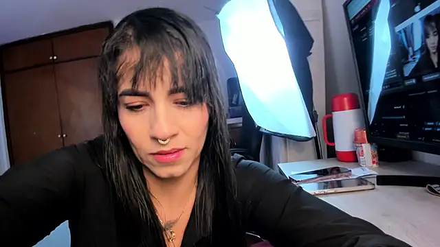 violet scott online show from 12-17-25, 10:42