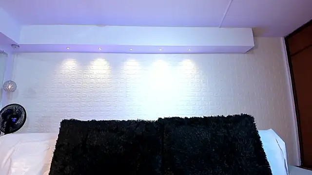 violet scott online show from 09-27-25, 10:43