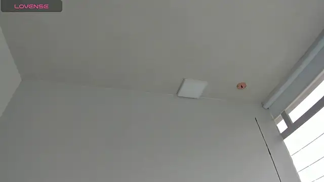 Cherllynn online show from 11-04-25, 04:44