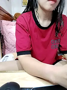 cream1299 online show from 11-07-25, 11:59