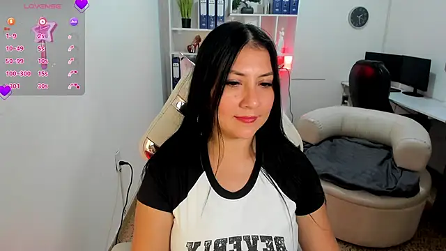 Snapshot of katya_nt chatting on 10-03-25, 06:31 katya nt online show from 10-03-25, 06:31