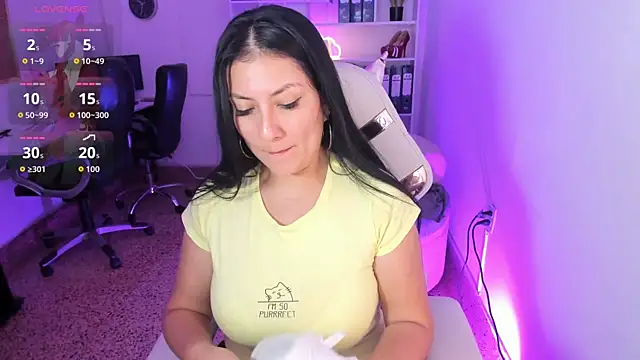Snapshot of katya_nt chatting on 09-13-25, 01:33 katya nt online show from 09-13-25, 01:33