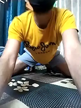 Snapshot of ALWAYSHORNYDADDY chatting on 02-26-25, 06:48 ALWAYSHORNYDADDY online show from 02-26-25, 06:48