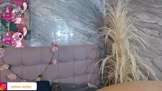 Yelena mutiz online show from 01-15-26, 01:14