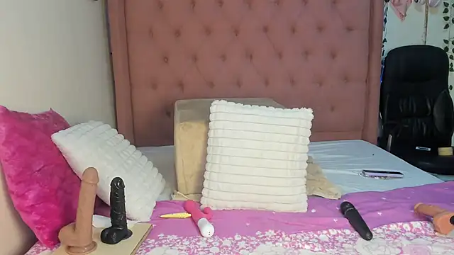 Wendy smal - online show from 03-03-25, 03:49