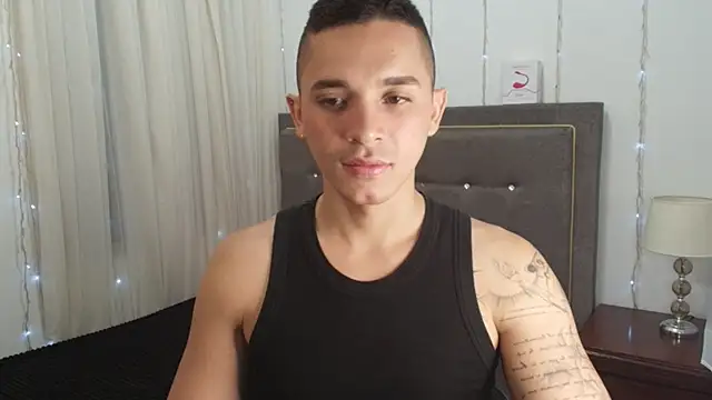 andeerr  online show from 03-20-25, 07:46