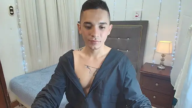 andeerr  online show from 03-05-25, 08:10