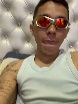 andeerr  online show from 09-16-25, 03:57