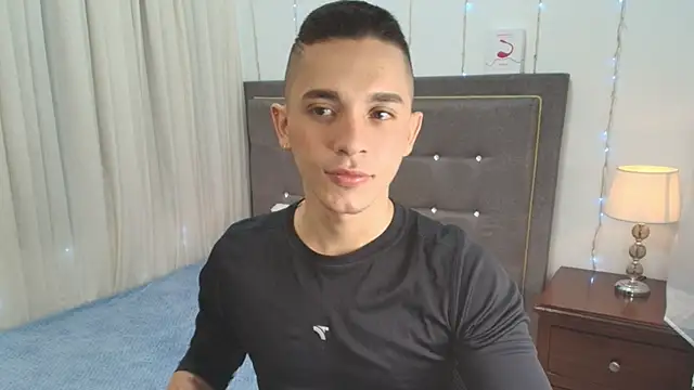 andeerr  online show from 03-10-25, 07:50