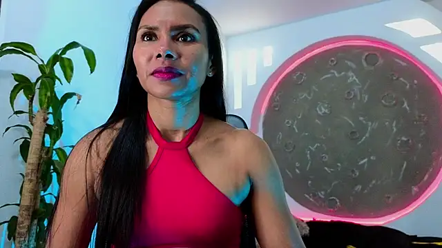 Tatianabr 01 online show from 12-19-25, 08:33