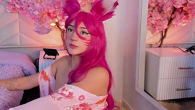 miia  baker online show from 10-03-25, 12:17