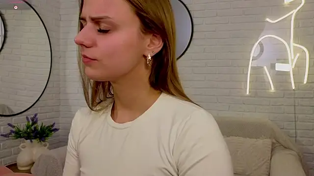 Wendy D0ll online show from 02-25-26, 09:03