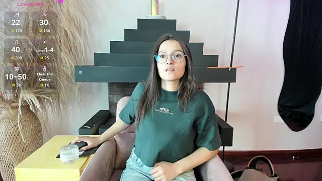 Elecktra sweet online show from 03-19-26, 07:36