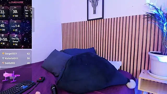 Elecktra sweet online show from 03-15-25, 06:58